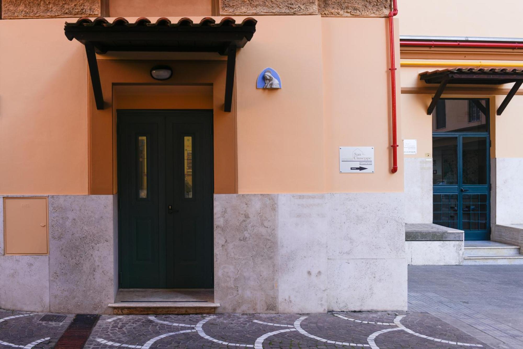 Casa San Giuseppe Hotel Roma Exterior foto